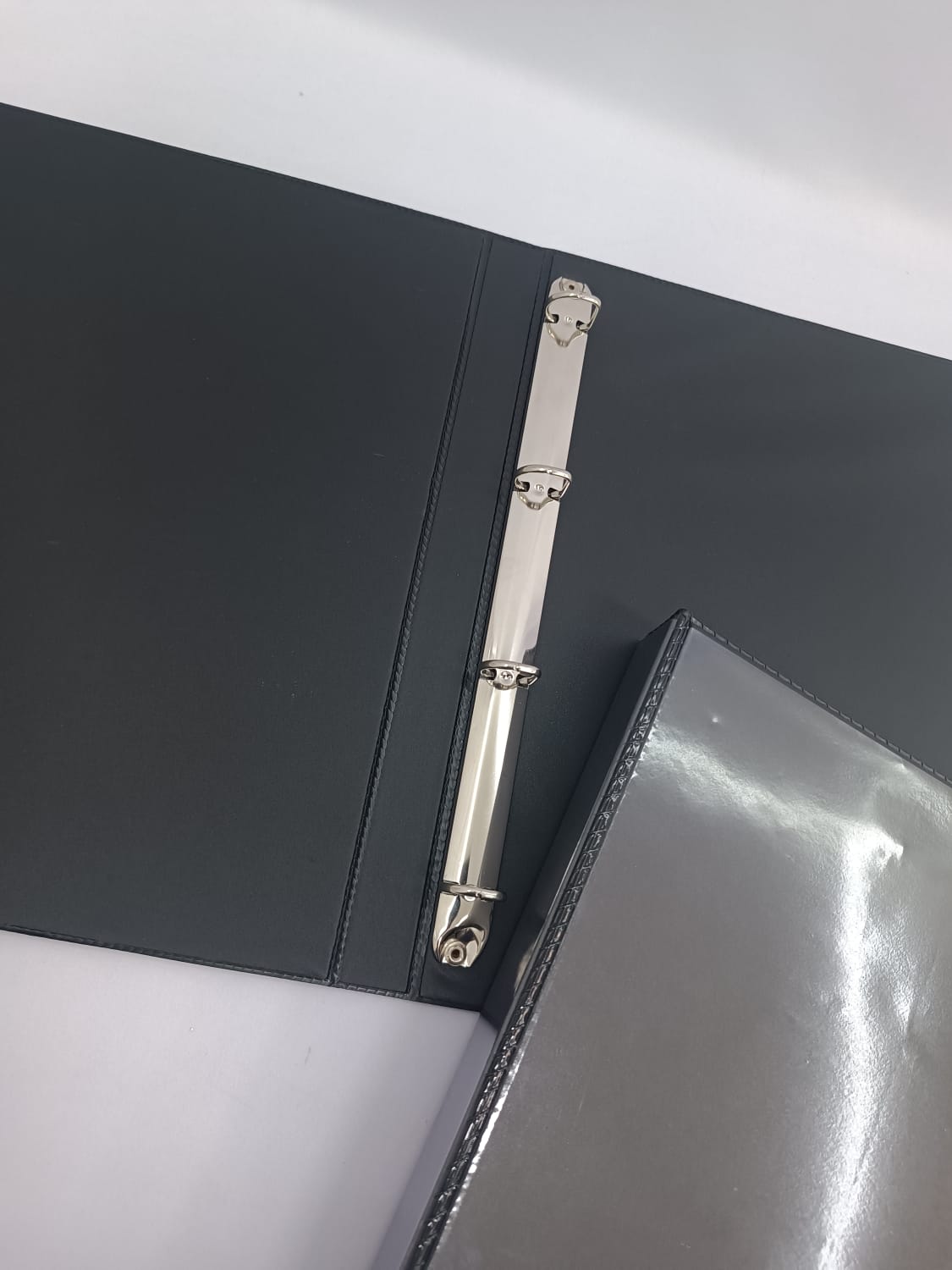 (FICHARIO C/BOLSA) VERTICAL A4 P/ ENCARTE...